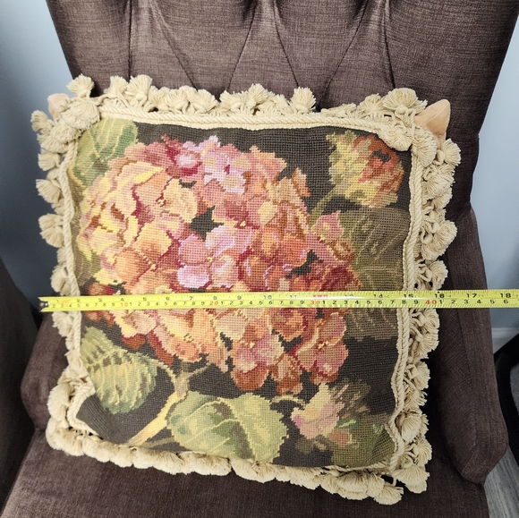 Wool Needlepoint Kathryn White Design Hydrangea Tasseled Pillows 2 Piece.  C0938 - Picture 7 of 10